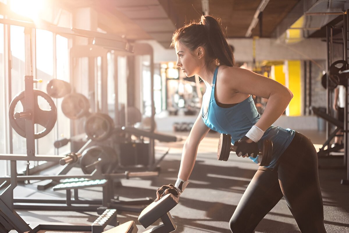 Waarom Krachttraining Essentieel Is voor Vrouwen (Niet Alleen voor Mannen)